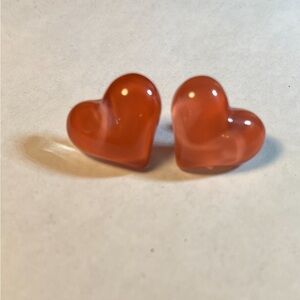 Fashion jewelry simple style pink heart women’s pierced earrings.